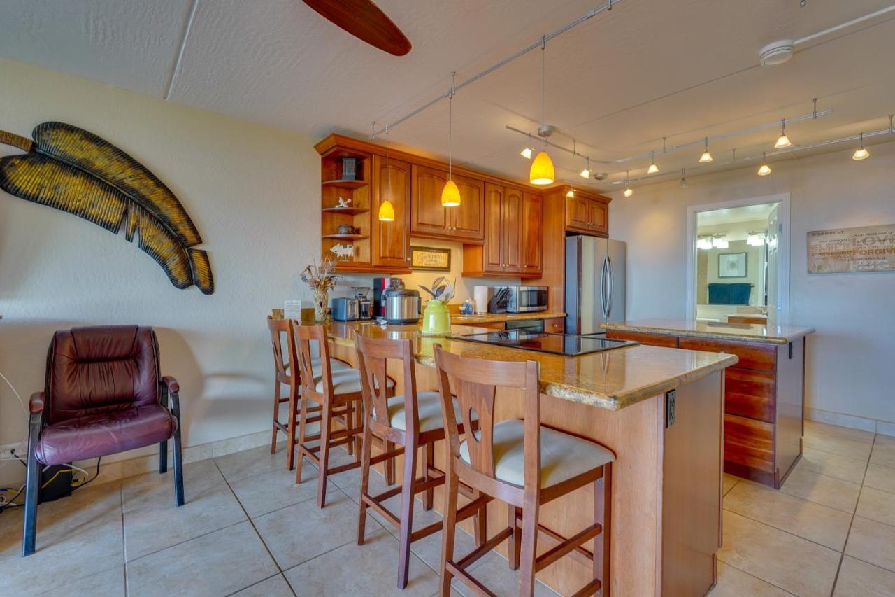 Kona Pacific Top Floor Retreat Ocean View And Pool! Kailua Kültér fotó
